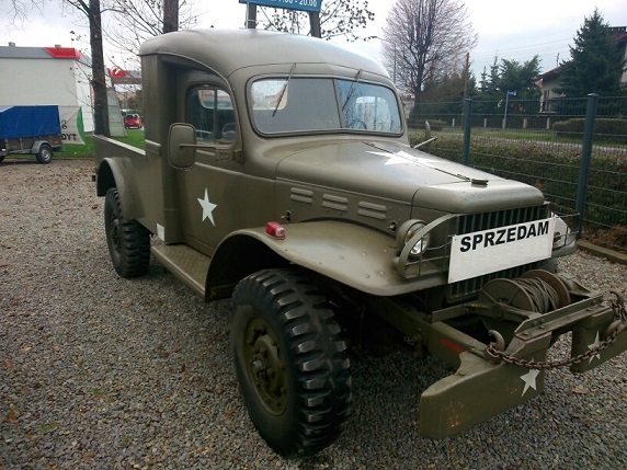 Wojskowe Dodge z czasów II wojny światowej w Żarowie